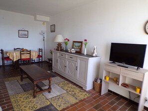 Interior - Apartment near the beach with pool and parking (La Grande-Motte)