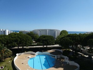 Pool - Apartment near the beach with pool and parking (La Grande-Motte)