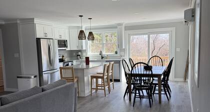 New build. 3 bedroom Townhouse walking distance to York Beaches.