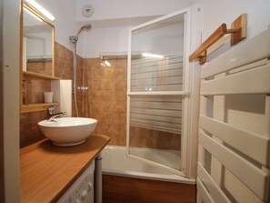 Bathroom - Apartment in Valloire - pets allowed - 4 guests (Valloire)