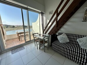 TV - Apartment sea view, parking - 6 guests (Saint-Cyprien)