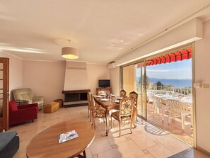 Dining - Terraced house, sea view - 6 guests (Ajaccio)