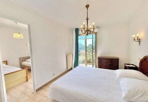 3 chambres, draps fournis