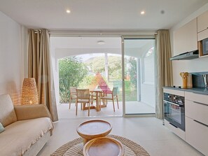 TV - Studio suite in Anse Marcel - 2 guests (Saint-Martin)