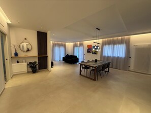 Interior - Elegant Apartment in the Center of Palermo Design Apartment Notarbartolo (Palermo)