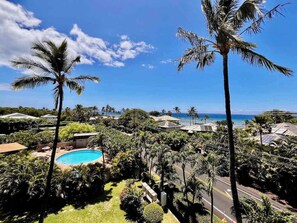 Pool - Puako Penthouse 409 ~ Top Floor Unit ~ Pool (Kamuela)