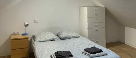 5 chambres, Wi-Fi gratuit, draps fournis
