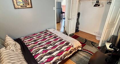 Suburban Comfort w/ Deck, Parking, and Easy NYC Commute
