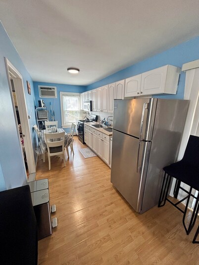 Suburban Comfort w/ Deck, Parking, and Easy NYC Commute