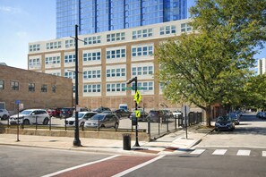 Exterior - McCormick Place Apartment-Hotel (Chicago)