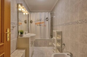 Shampoo - Ocean View! 2-Bedroom Cosy Condo (Portimão)