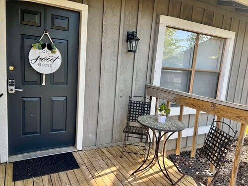 Fantastic 2-bedroom house with AC in cool Fort Smith