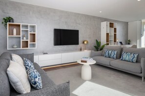 Fernseher