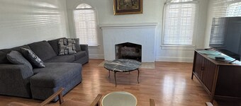 Downtown stay with games, coffee and spacious rooms