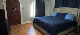 Downtown stay with games, coffee and spacious rooms