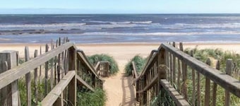 Headline:
Seaside Serenity at The Beach House – Your Cozy Escape in Mablethorpe