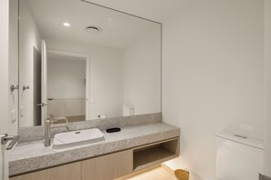 Apartment, Balcony, Beach View | Bathroom - Yves Residences - 2204 (Mermaid Beach)