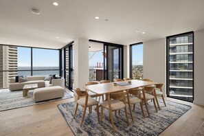 Dining - Yves Residences - 2204 (Mermaid Beach)