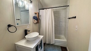 Shower, towels, toilet paper - Cozy Mountain Escape • Firepit, Views, & Wrap Deck (Ogden)