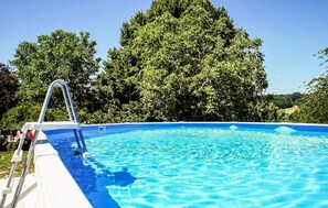 Pool - Gorgeous home in Saint-Priest-les-Fougè (Saint-Priest-les-Fougè)