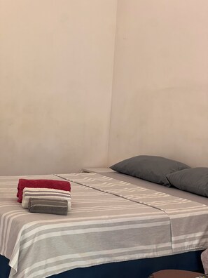Iron/ironing board, WiFi, bed sheets - Estudio completo Exito San Fernando -Menta- (Cali)