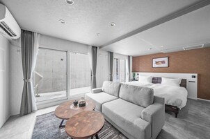 GRAN HILLS 105 (Parking available) | Living area