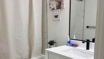 Håndklæder, Sæbe, Toiletpapir
