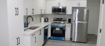 Stylish 2-Bed Basement Suite by West Edmonton Mall