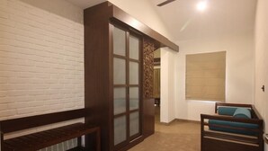 Bahagian dalam