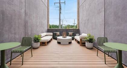 Cozy 1-bedroom condo in a nice East Nashville neighborhood
