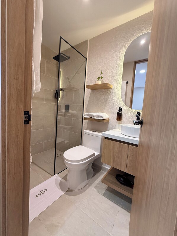 Comfort-Doppelzimmer | Badezimmer