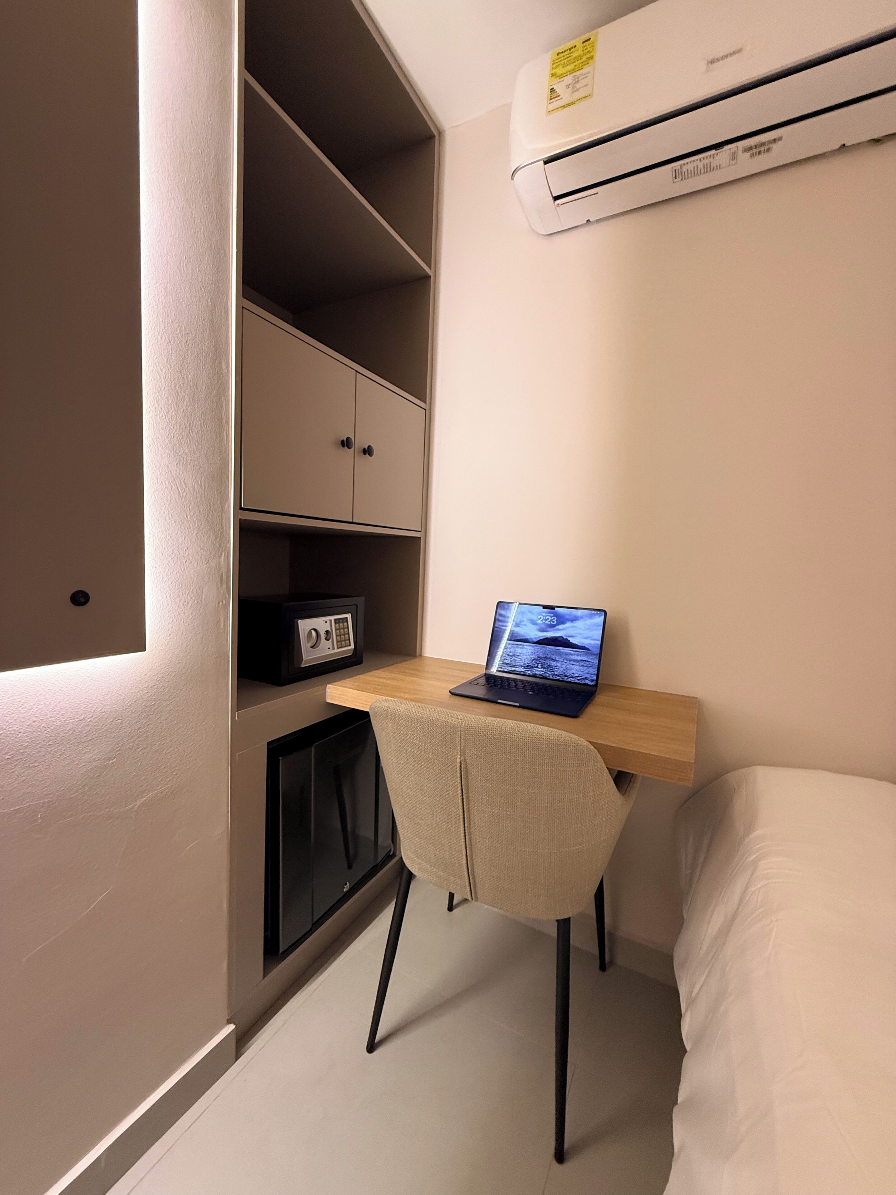 In-room safe, free WiFi