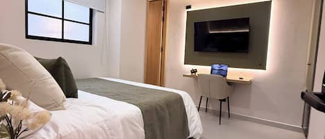 Comfort Double Room | In-room safe, free WiFi