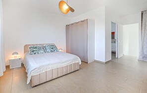 Free WiFi - Awesome home in ALERIA (ALERIA)