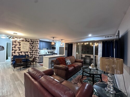 Virginia is For Music Lovers Themed Cozy Apartment