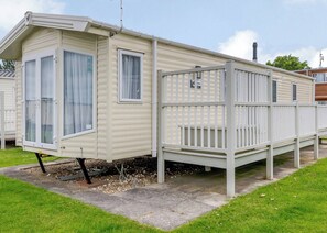 House, 2 Bedrooms, Accessible | Exterior - Cozy 12ft Caravan at North Shore Holiday (Skegness)