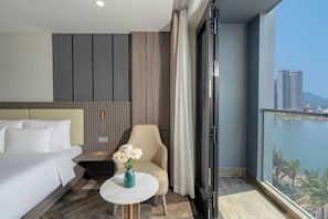 Penthouse, Flussblick