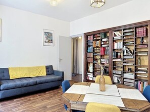 Interior - Les Archives du Breuil (Le Puy)