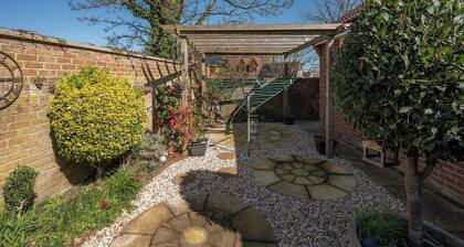 Cozy 2BR Home Near Beach and Village