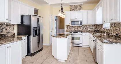 Perfect 4-bedroom house in tranquil North Augusta