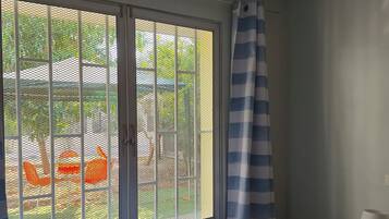 2 bedrooms, free WiFi, bed sheets, wheelchair access