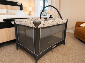 2 Schlafzimmer, Bügeleisen/Bügelbrett, Reisekinderbett, kostenloses WLAN