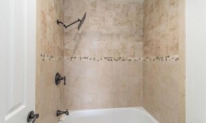 Towels, soap, toilet paper - Bright quiet condo. Walk to Beach/town! No car needed! (Huntington Beach)