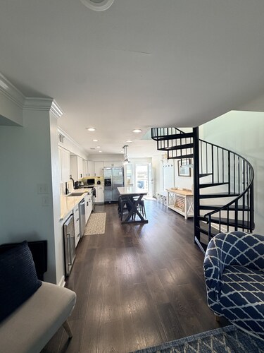 Newly remodeled townhome in Pensacola Beach