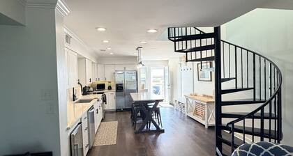Newly remodeled townhome in Pensacola Beach