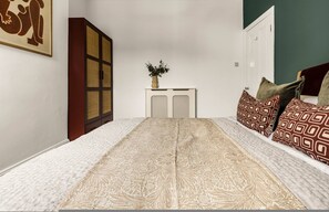 House - The Luxury Chic Duplex Apartment 2 Bed 2 Bath (London)