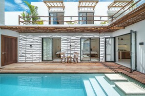 Outdoor pool - Villa Irena (Canggu)