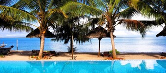Baobab Treehouse Suite with Garden View