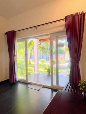 Superior Bungalow, 1 Katil Raja (King)