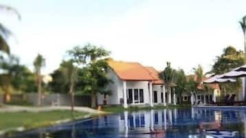 Chambre Double Familiale | Piscine